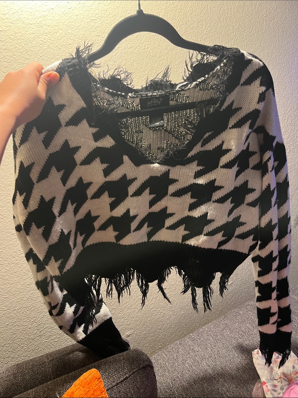 Frayed Houndstooth Cropped Sweater - Black & White